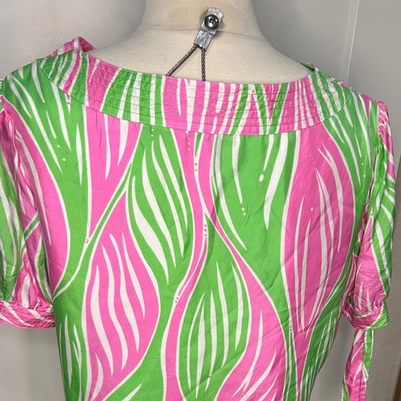 Lilly Pulitzer Silk Dress Size 12 Pink And Green Leaf Print - Picture 3 of 6